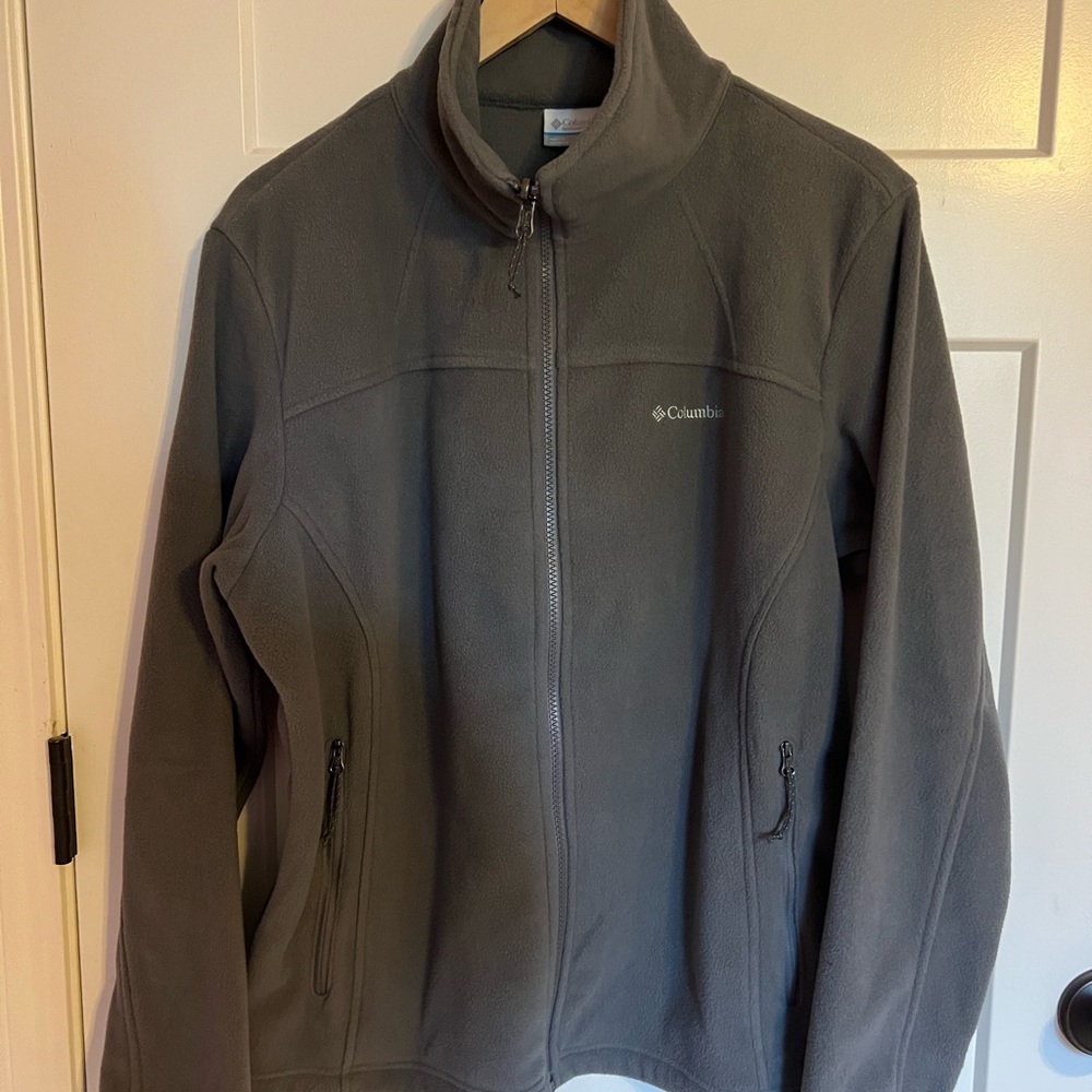 Columbia Fleece full zip jacket. EUC XL